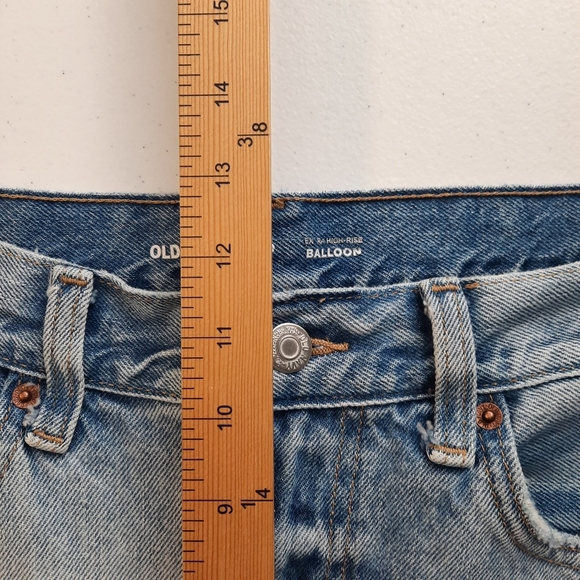 Old Navy Light Wash Extra High Rise Balloon Leg Ankle Jeans size 10 - Picture 11 of 14